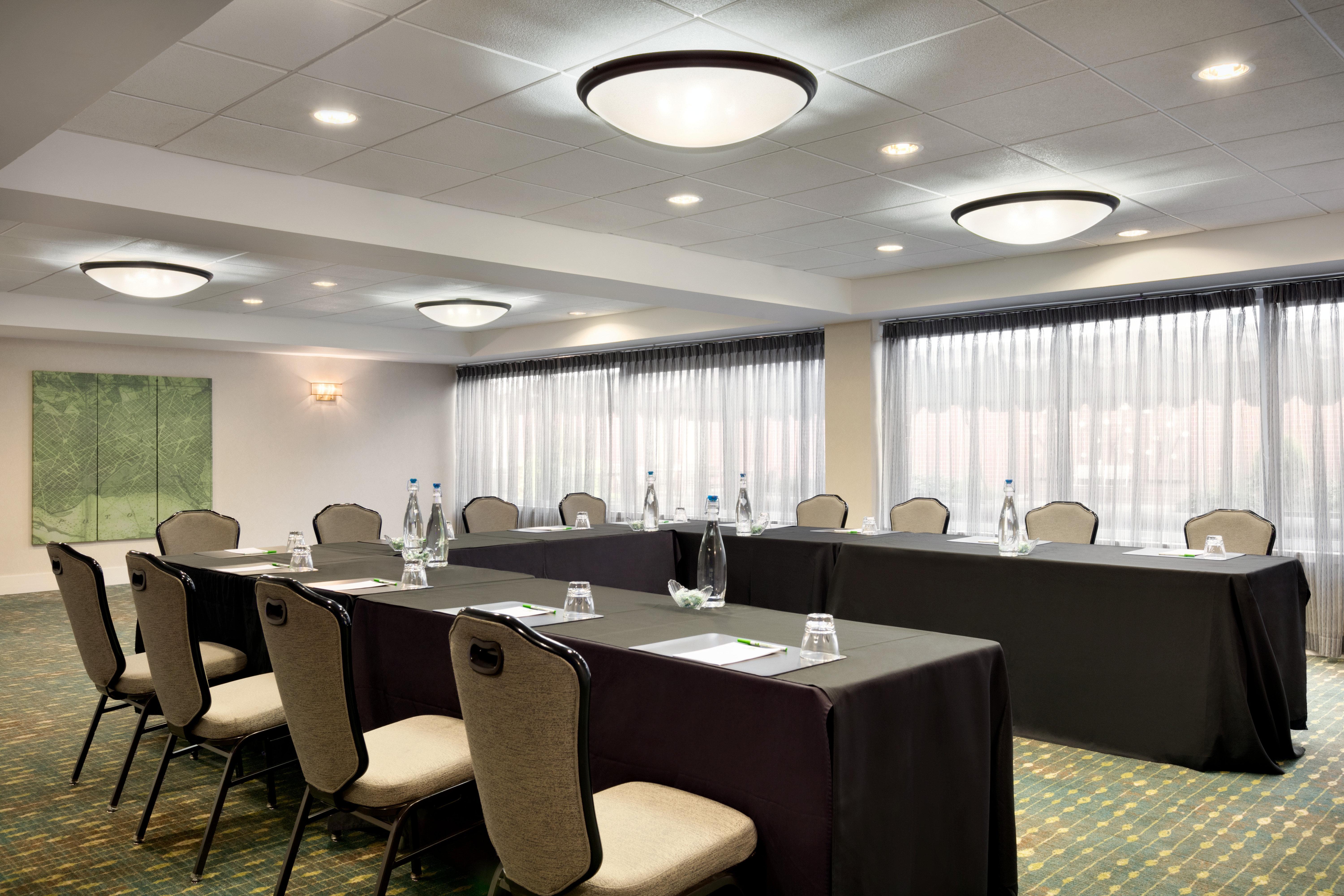 Washington-dulles International Airport By Ihg Hotel Sterling