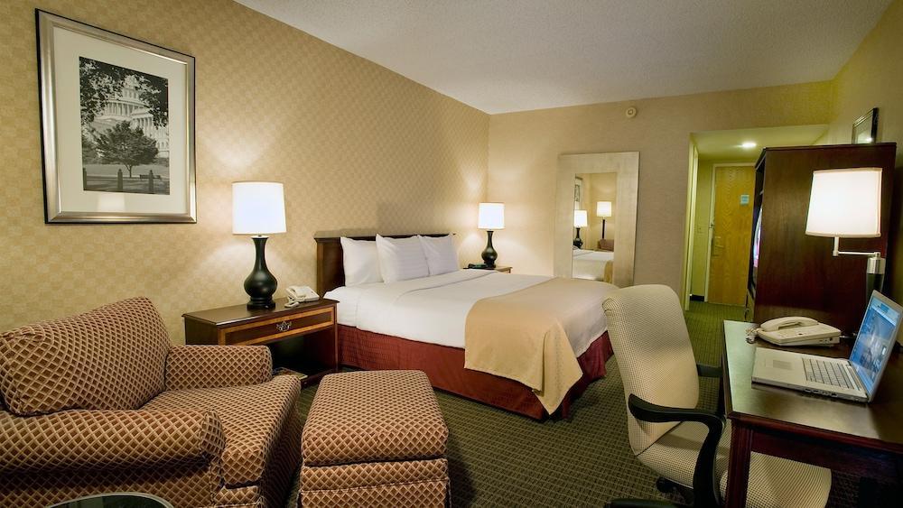 Washington-dulles International Airport By Ihg Hotel