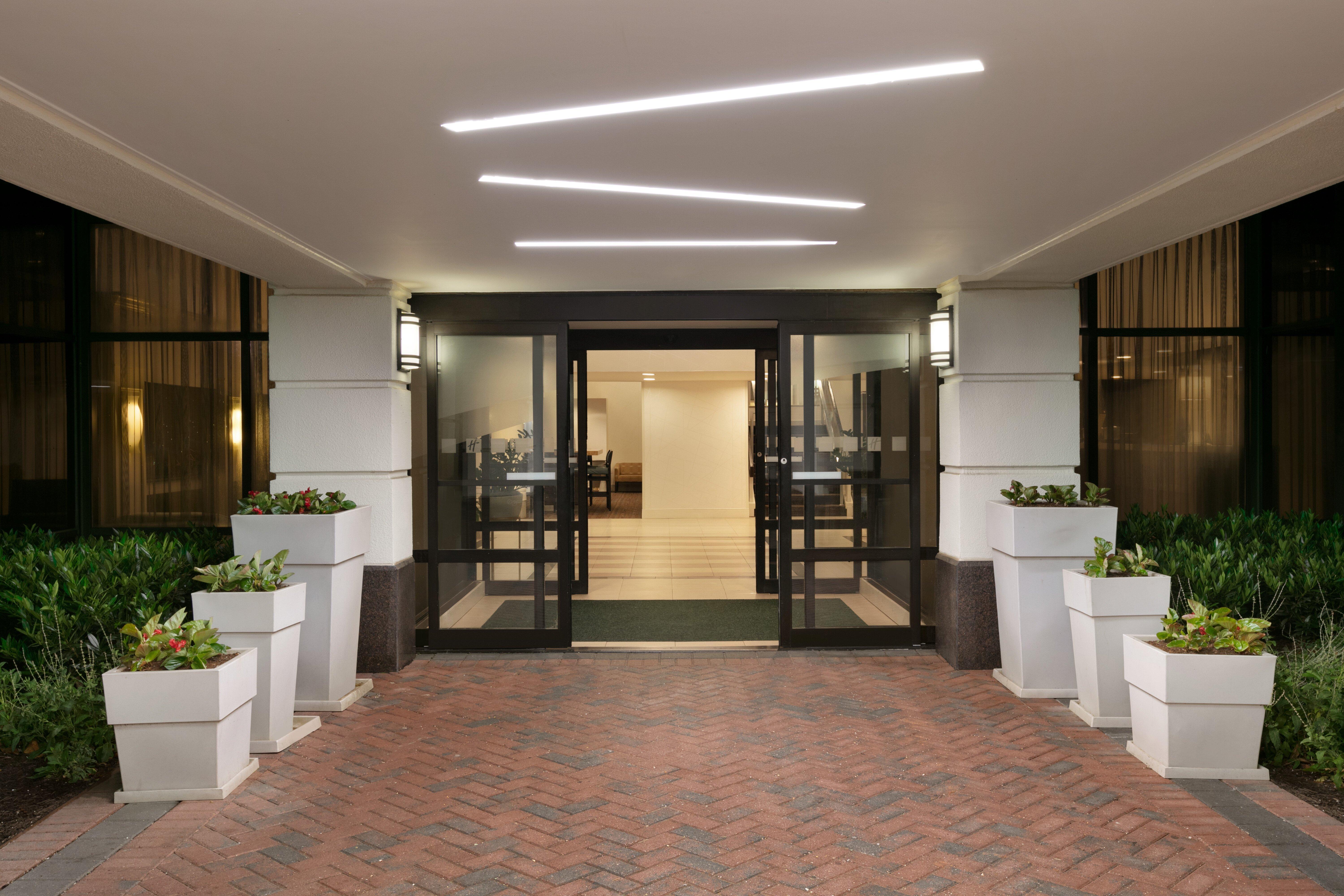 Washington-dulles International Airport By Ihg