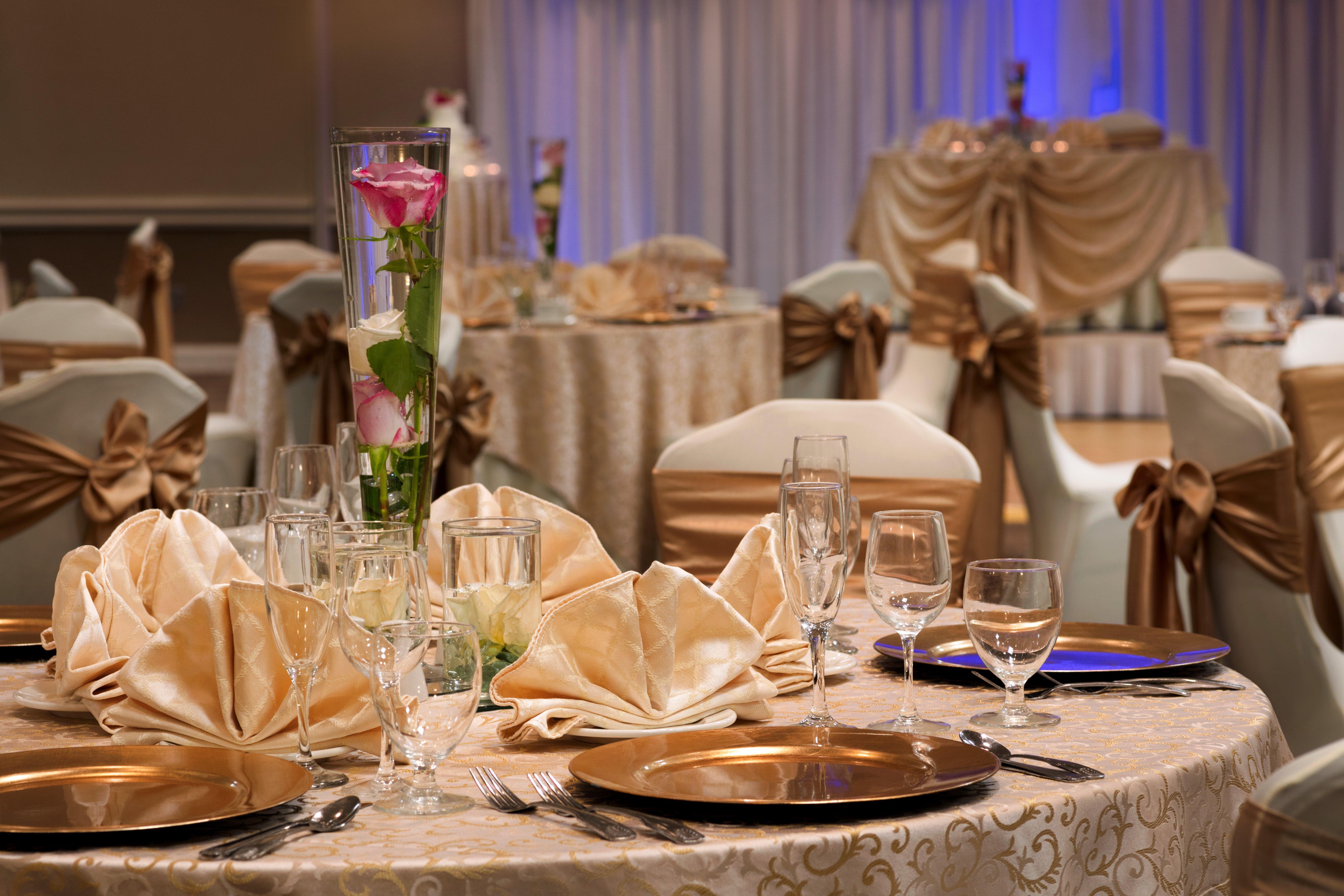 Hotel Washington-dulles International Airport By Ihg Sterling