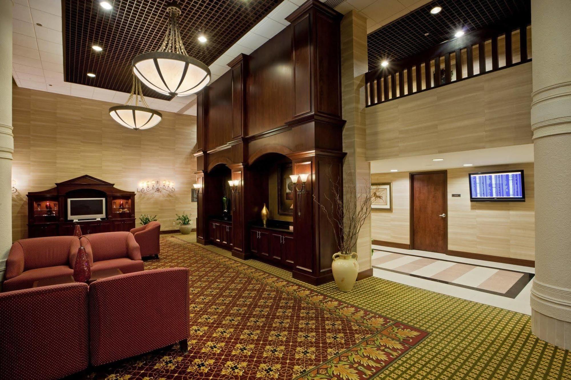Washington-dulles International Airport By Ihg
